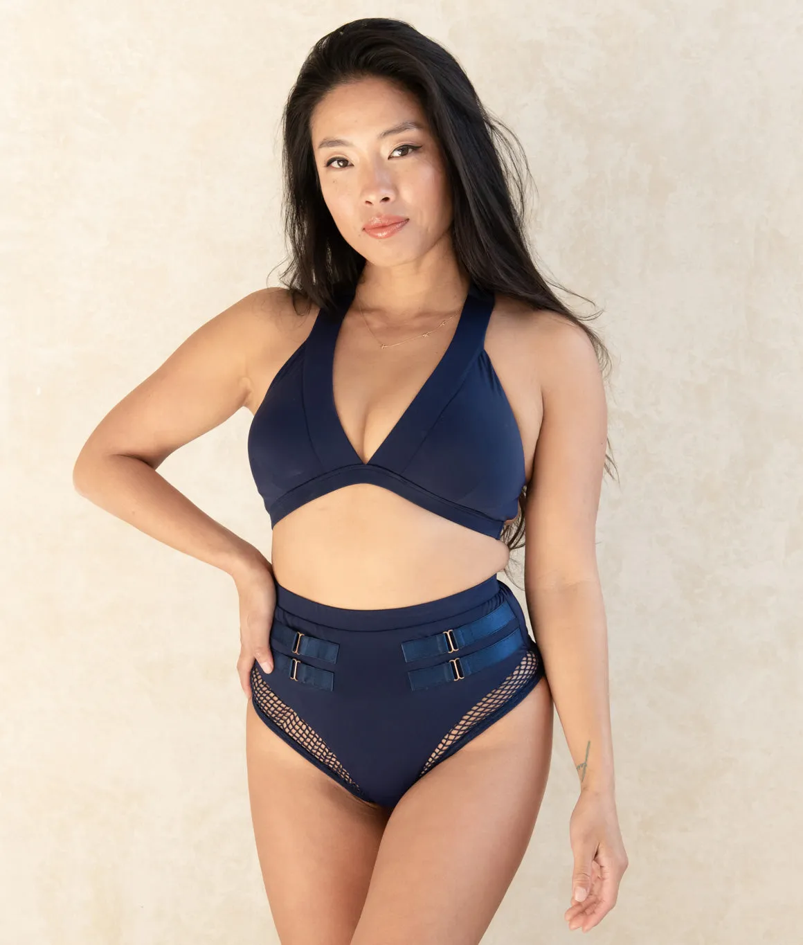 Isla Bra - Matte Navy